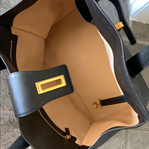 SOLD-Like New Black Delvaux Simplissime Tote - Picture 4 of 8